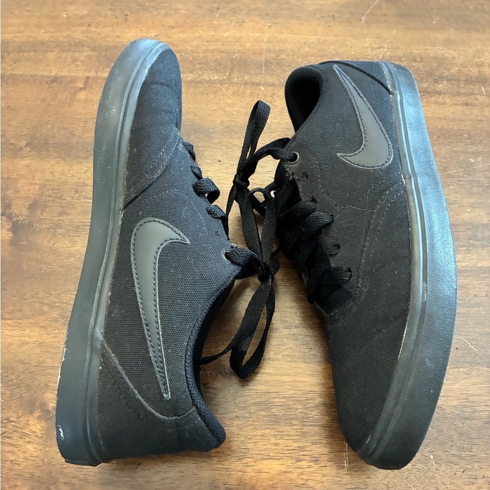 Nike SB Chron 2 Sneakers Black Canvas Skate Shoes Women’s 9 Solarsoft - Picture 3 of 6